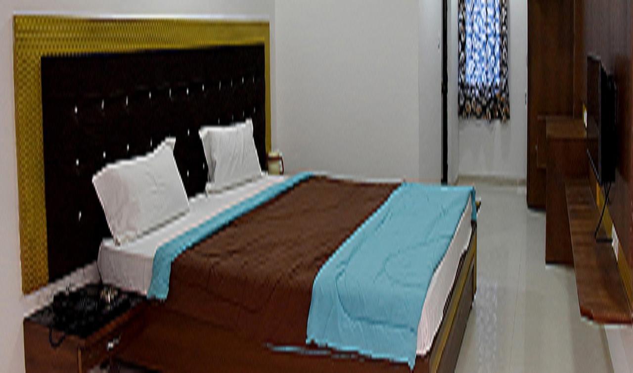 Hotel White Desert Bhuj Zewnętrze zdjęcie